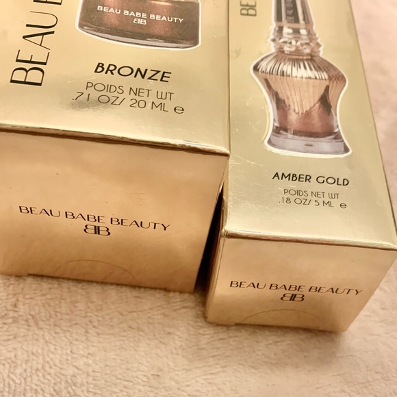 Highlighter and Liquid Eyeshadow - Picture 7 of 12